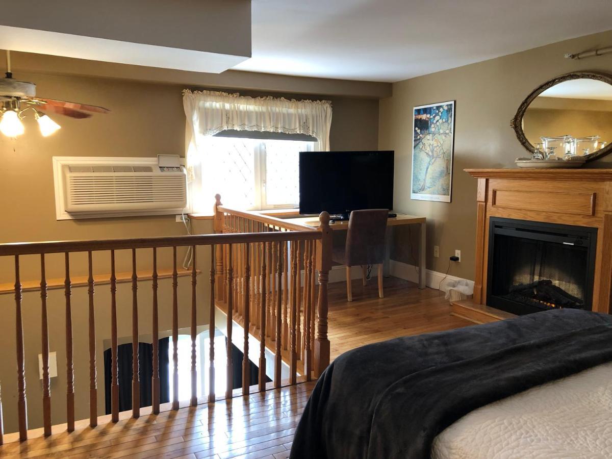 Bed and Breakfast Leaside Manor à Saint-Jean de Terre-Neuve Extérieur photo